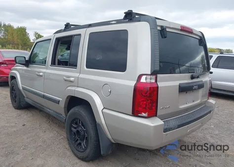 2007 Jeep Commander Sport z USA, uszkodzony, nr VIN 1J8HG48K57C510082